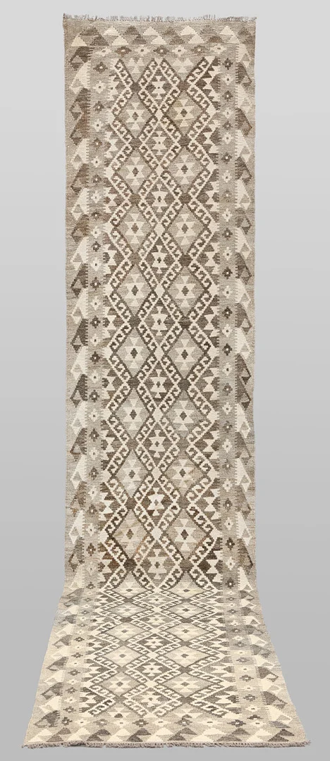 ORIENTMATTA, handknuten, kelim, gallerimodell. Ca 393 x 81 cm. — Carpets — Gomér & Andersson Linköping
