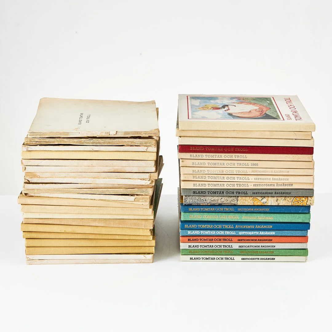 BLAND TOMTAR OCH TROLL, 40 volymer, blandade årgångar mellan 1929-2005, delvis i jubileumsutgåva. — Books — Stockholms Auktionsverk Magasin 5