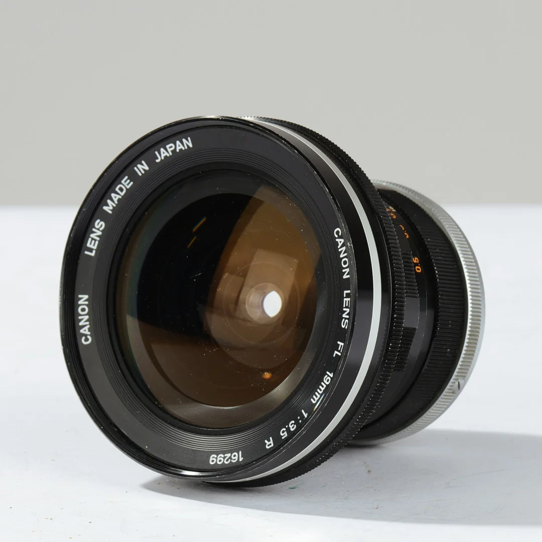 Canon FL 19 mm f/3,5 R. — Cameras & accessories — Palsgaard Kunstauktioner