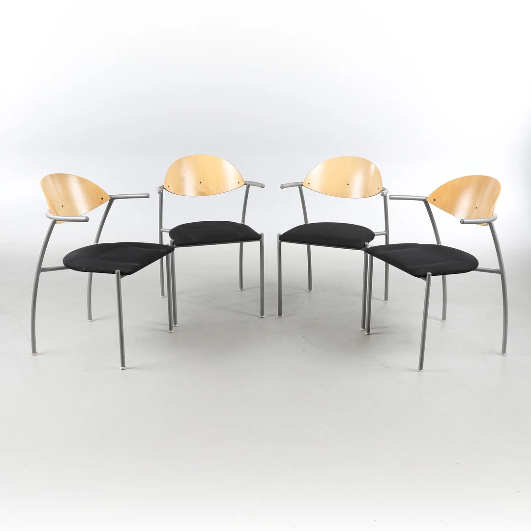 EFG, Finland. Et sæt på fire stabelbare stole (4). — Armchairs & Chairs — Bidstrup Auktioner
