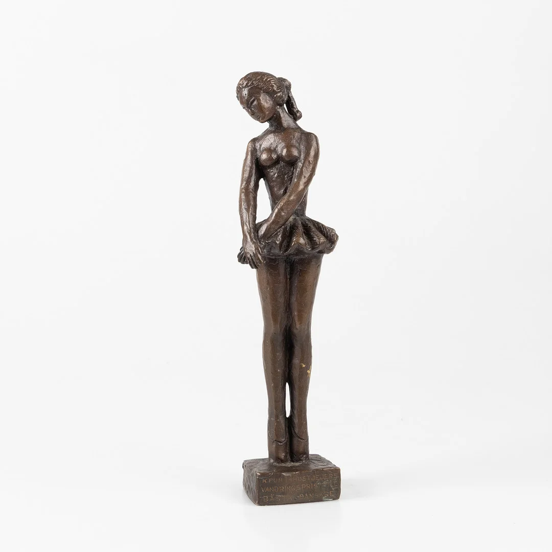 CARL-EINAR BORGSTRÖM. Skulptur, brons, "Balettflickan", Galleri Scandia, signerad CEB och numrerad 37. — Sculptures & Bronzes — Stockholms Auktionsverk Helsingborg