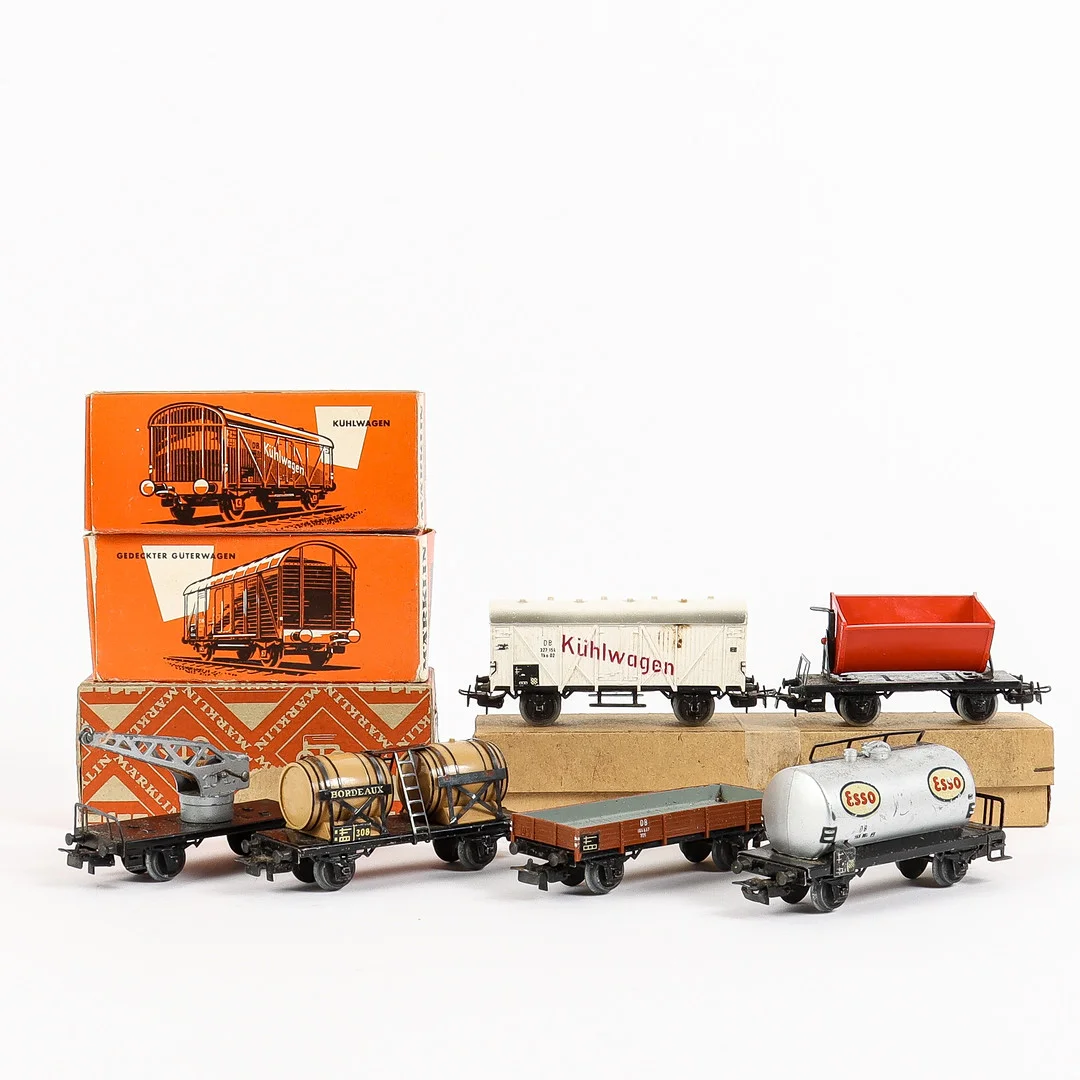 MÄRKLIN Tågvagnar, 10 stycken, Tyskland. — Model railways — Karlstad Hammarö Auktionsverk