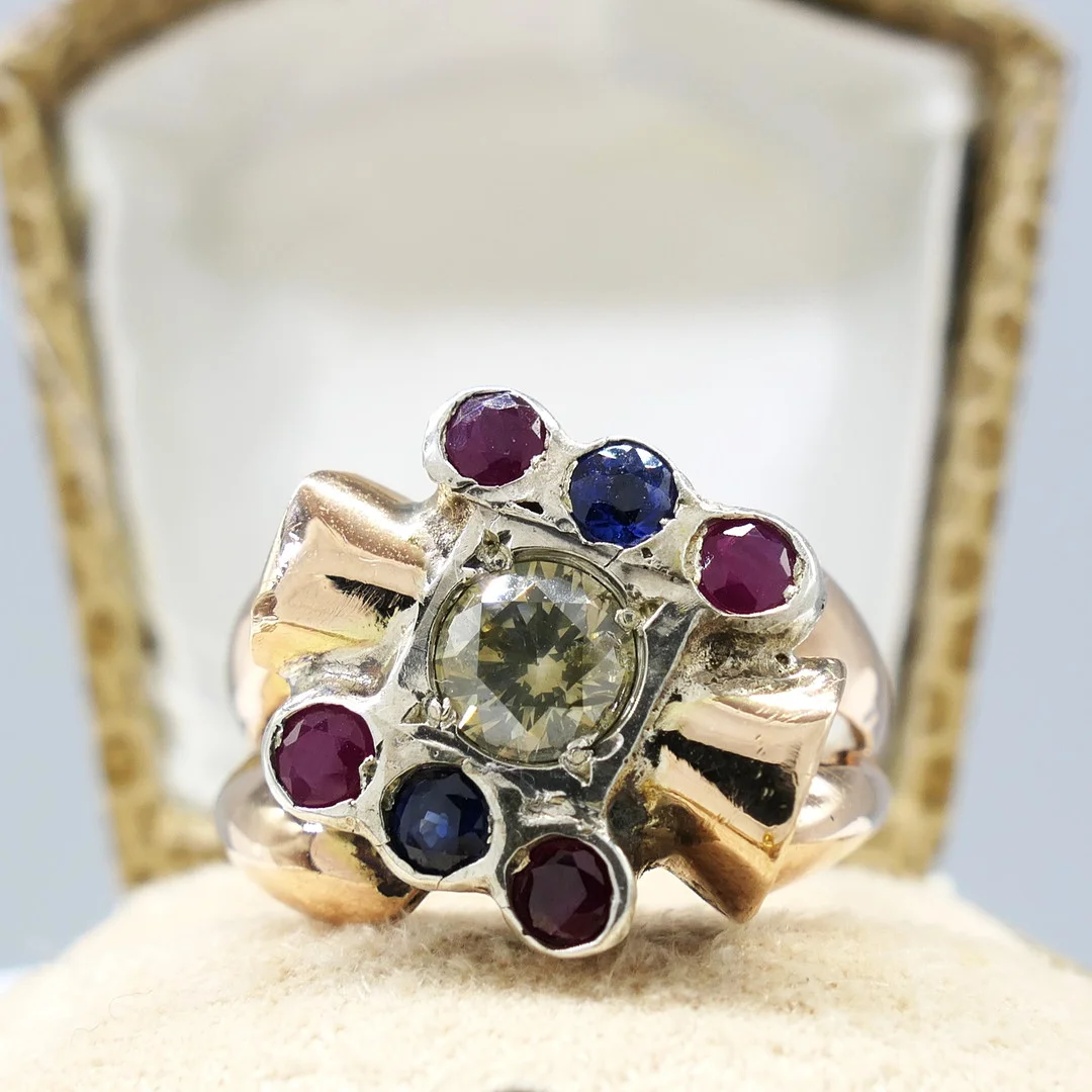 DIAMOND, RUBY & SAPPHIRE dress ring. — Rings — Rumsey’s Auctioneers