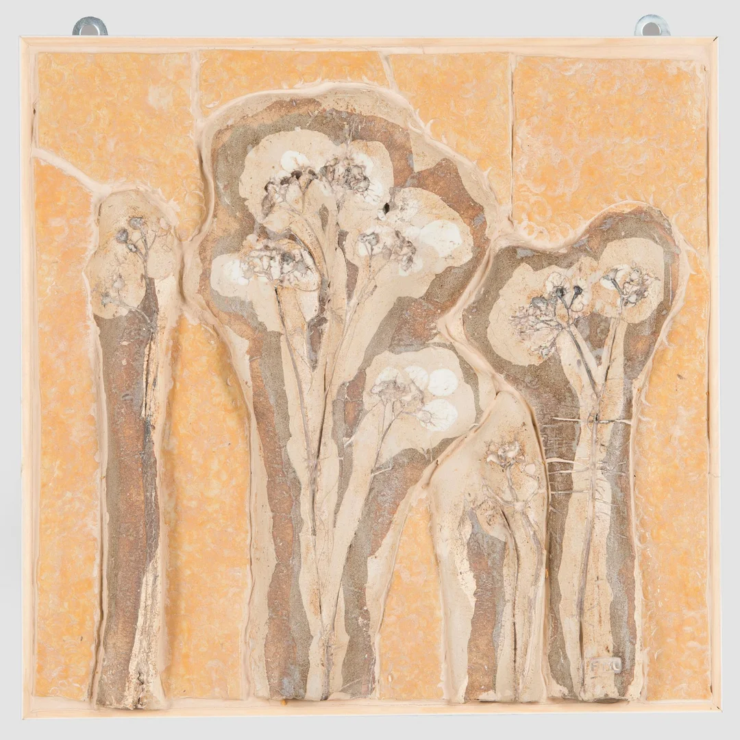 Francesca Mascitti-Lindh, relief "Le piante", stengods, signerad FML. — Design/Keramik — Bukowskis