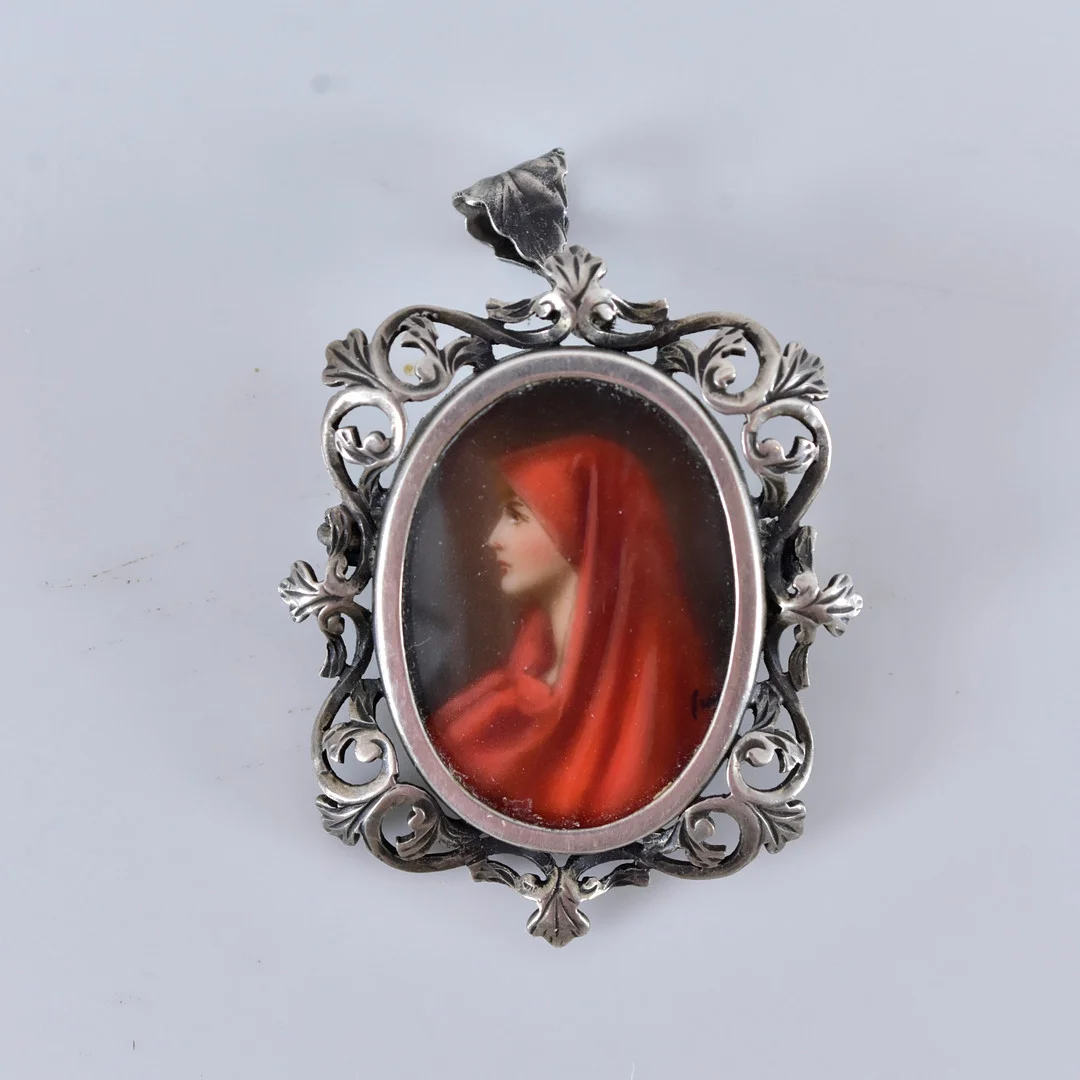 BROSCH/HÄNGE, med miniatyrmålning, silver. — Brooches & Pendants — Halmstads Auktionskammare