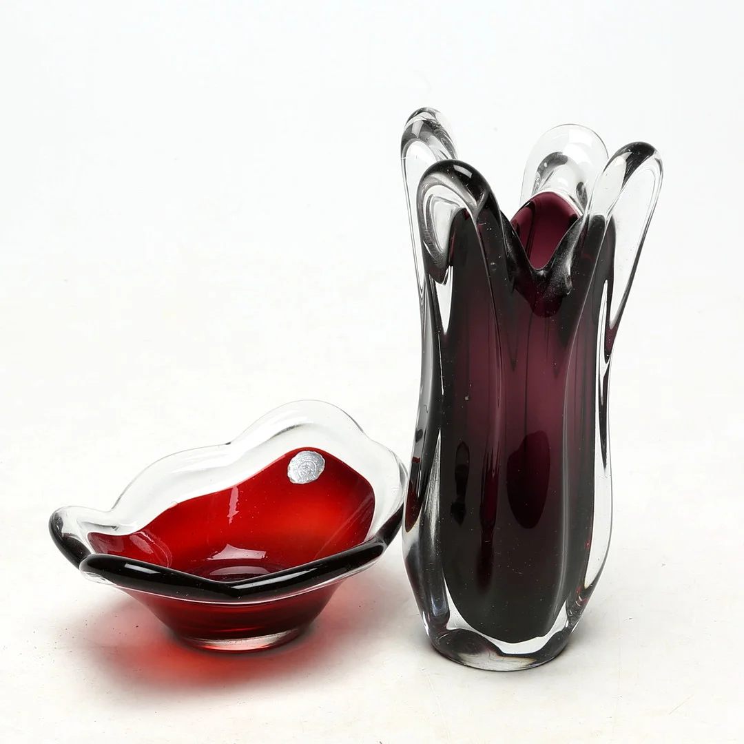 VAS och SKÅL, glas. — Art glass — Kalmar Auktionsverk
