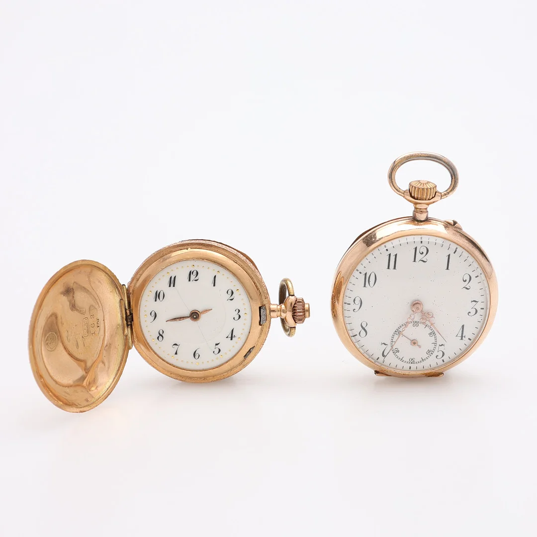 DAMFICKUR, 2 ST, 14 K GULD, ankargång med skruvuppdrag, oädla innerlock. totalt 52,3 g. — Pocket & Stop Watches — Crafoord Auktioner Lund