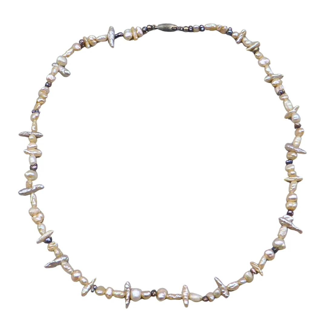 SÜSSWASSERPERLEN-HALSKETTE MIT VERSCHLUSS AUS 835ER SILBER. — Necklace — Auktionshaus Stuber's Hammerschlag