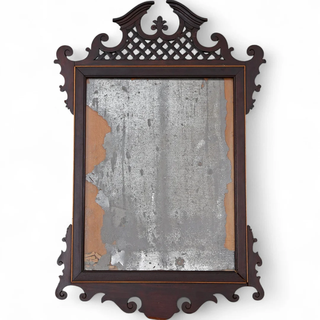Mallorcan mirror with Chippendale-style frame in carved and openwork wood, from the 19th century. — Mirrors — Balclis