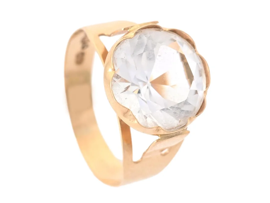 RING, 18K guld, bergskristall, stl 15,75 mm, vikt ca 1,9 g. — Smycken/Ring — Kaplans