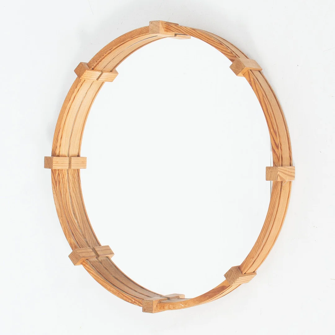 SPEGEL, Micki, Gemla, fur 1900-talets andra hälft. — Mirrors — Laholms Auktionskammare