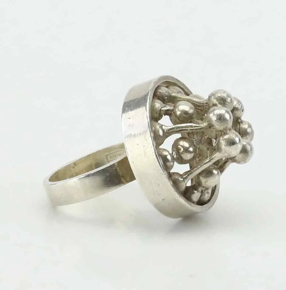 ERIK GRANIT. Ring, sterlingsilver, E. Granit & Co, Finland, 1960/70-tal. — Rings — Hälsinglands Auktionsverk