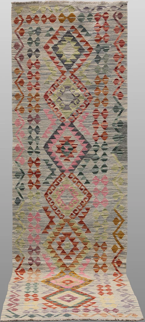 ORIENTMATTA. Kelim klassisk design, gallerimodell, 307 x 80 cm. — Oriental Carpets & Textiles — Gomér & Andersson Linköping