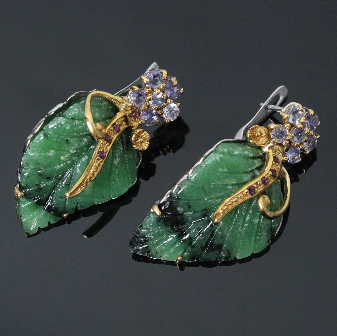 Handgearbeitete Ohrstecker mit Rubin - Zoiste, Tansanit und Rhodolite Garnet, 925er Silber. — Earrings — Stockholms Auktionsverk Düsseldorf/Neuss