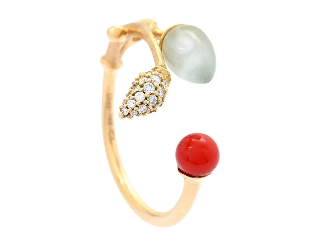 OLE LYNGGAARD, ring, Blooming, 18K guld, akvamarin, korall, 25 briljantslipade diamanter 0,10 ctv, stl 17,5 mm, vikt 2,9 g, originaletui. — Smycken/Ring — Kaplans