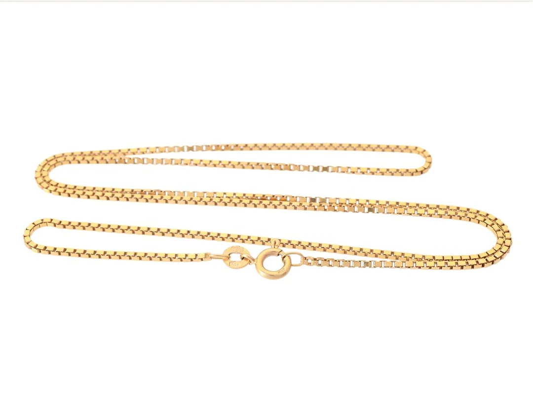HALSKEDJA, 18K guld, venezialänk, längd 50 cm, vikt ca 6,8 g. — Smycken/Halskedja — Kaplans
