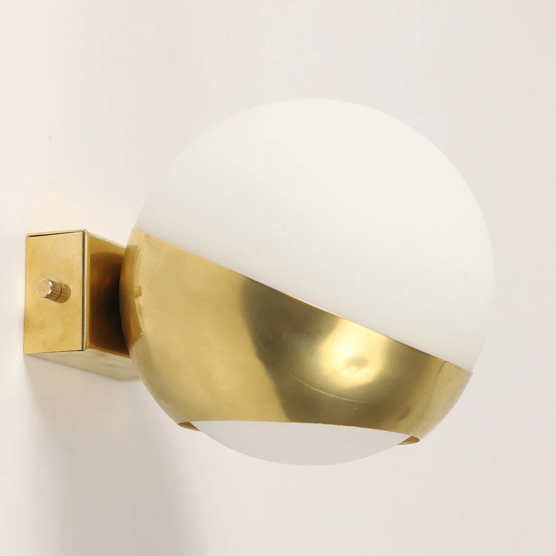 VÄGGLAMPA, "Crystal Egg Applique", Luci Progetti, Parma, Italien, samtida. — Wall Lights — Helsingborgs Auktionskammare