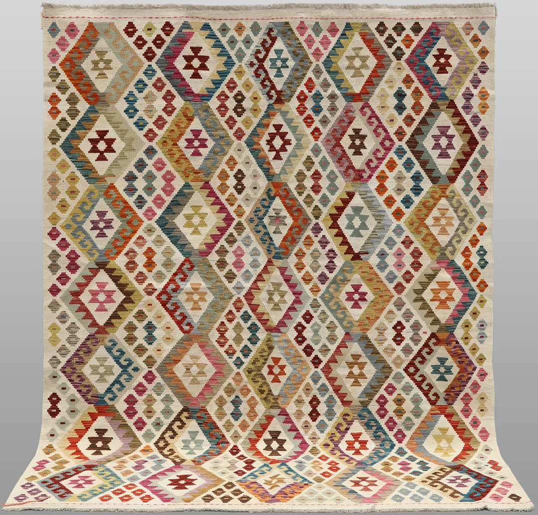 MATTA, "Kelim", 241 x 182 cm. — Persian Carpets & Textiles — Helsingborgs Auktionskammare