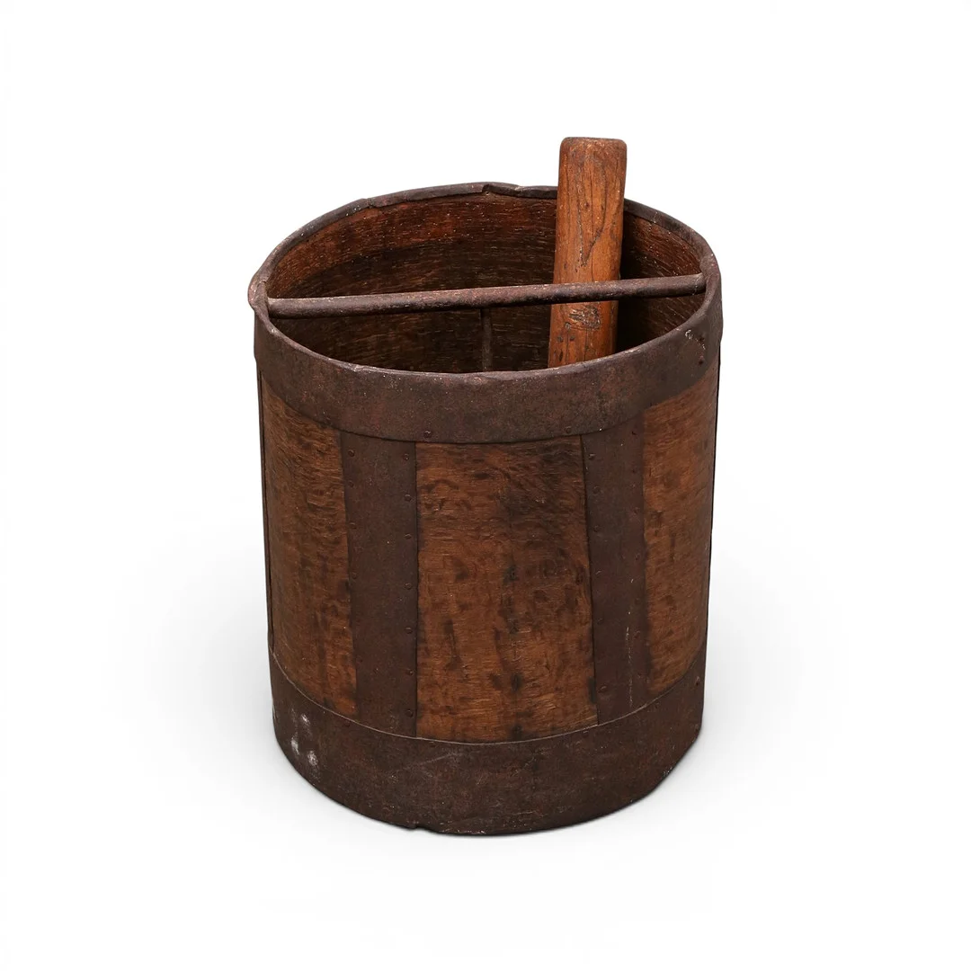 Spanish grain bucket in wood and wrought iron, 19th Century. — Other — Balclis