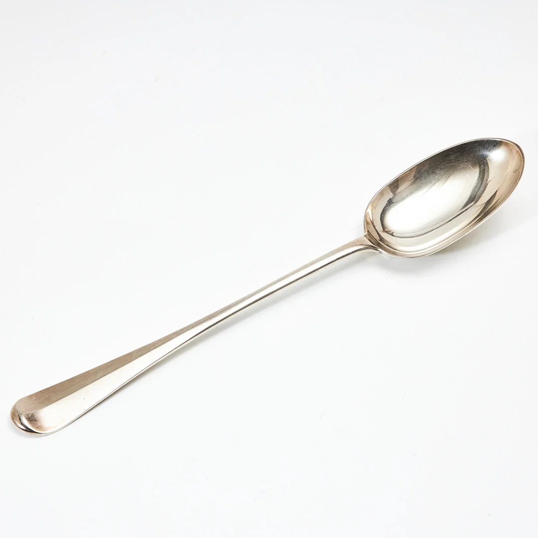 GOLD & SILVERSMITH CO LTD. Ragusked, sterlingsilver, London 1905. — Silver — Stockholms Auktionsverk Magasin 5