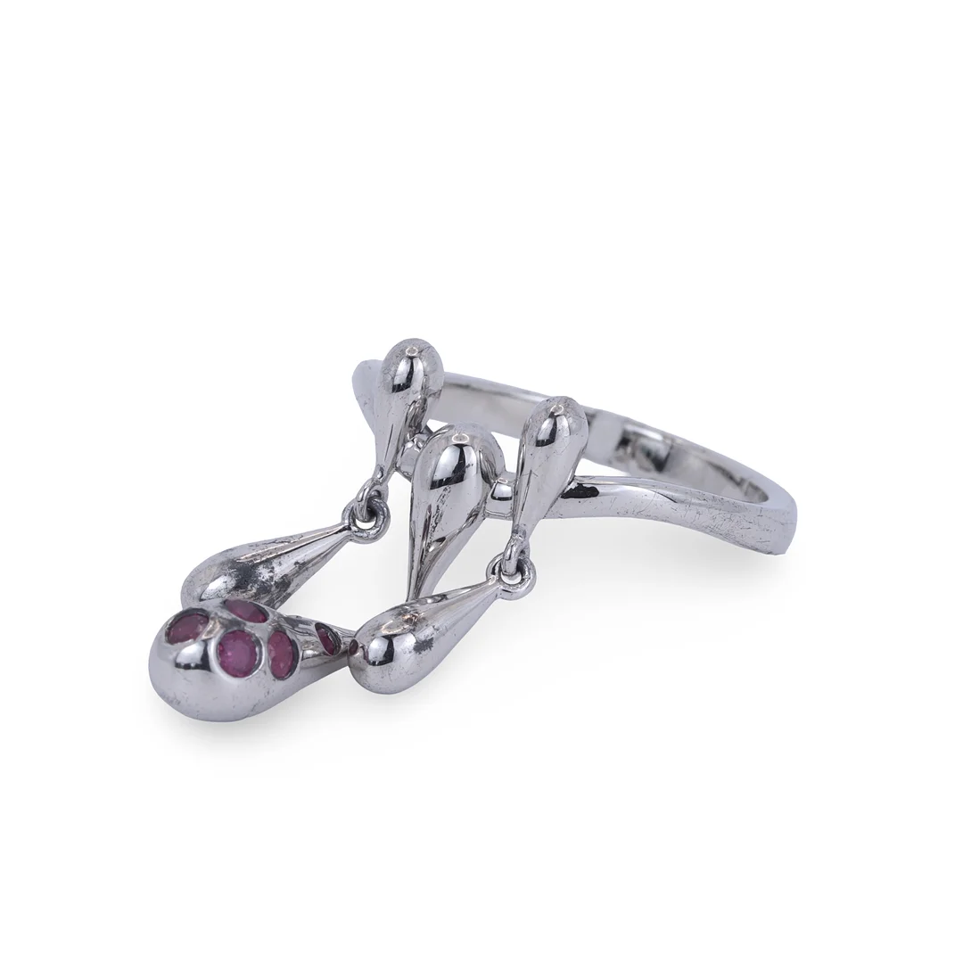 LUCY QUARTERMAINE SILVER RING. — Rings — Chalkwell Auctions