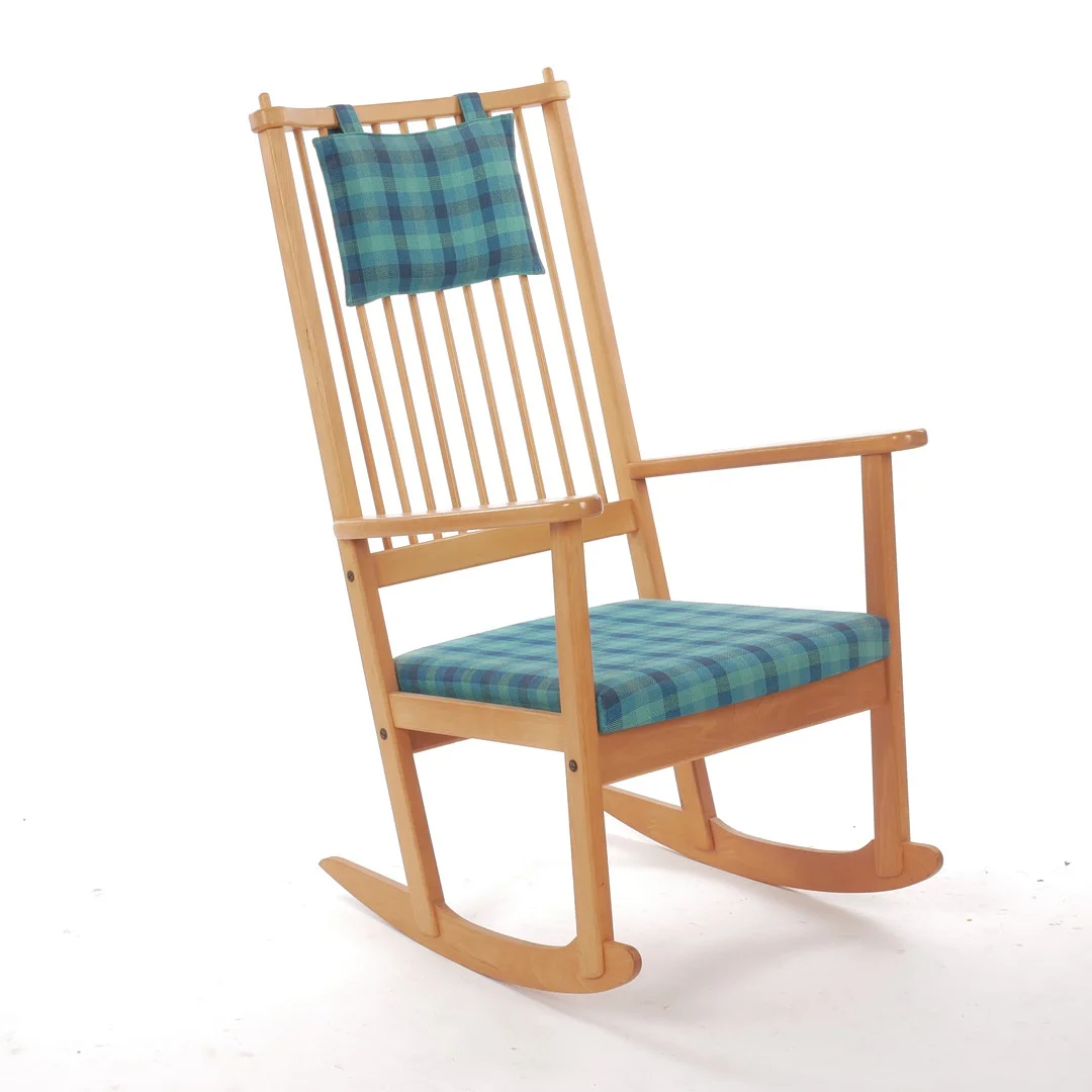 YNGVE EKSTRÖM. Gungstol, original rutmönstrad klädsel, Swedese, 1960-tal. — Armchairs & Chairs — Auktionsfirma Kenneth Svensson i Kalmar