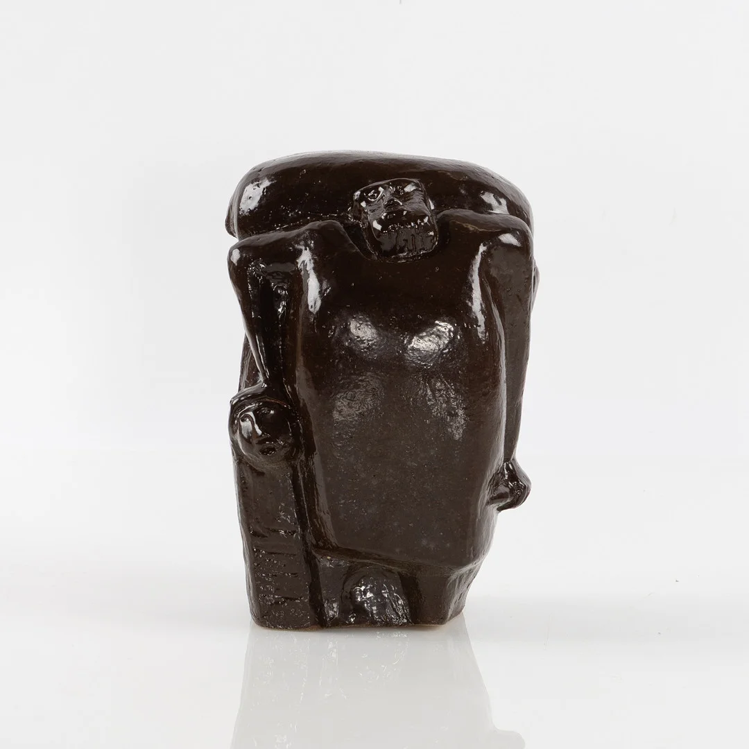 ÅKE HOLM. "Abraham med väduren", glaserat stengods, 1940-tal. — Sculptures & Bronzes — Stockholms Auktionsverk Helsingborg