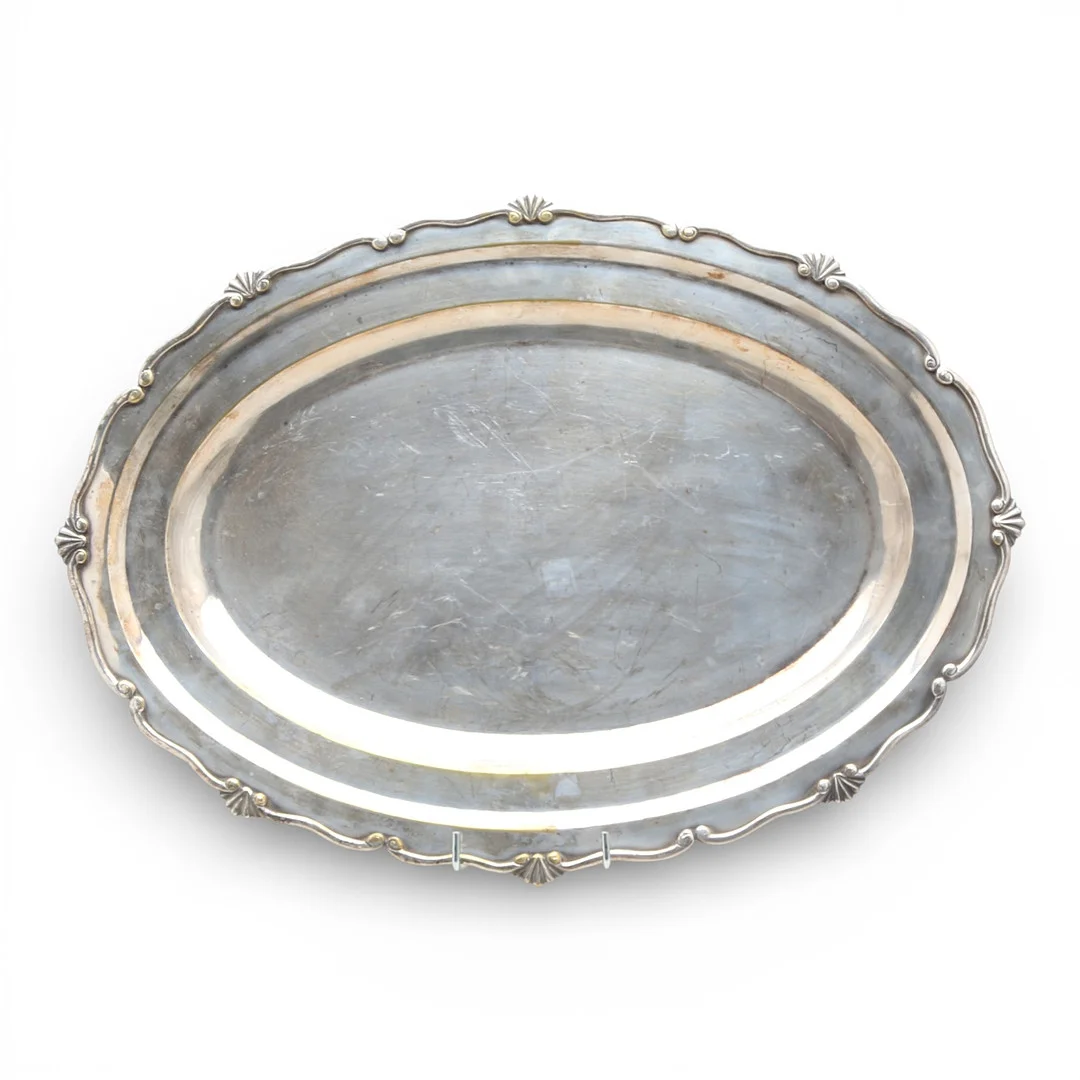 Silvery metal tray, second third of the 20th Century. — Other metals — Balclis