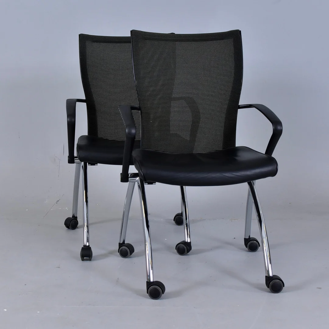KONTORSSTOLAR, 2 st, LGA Nürnberg. — Armchairs & Chairs — Halmstads Auktionskammare