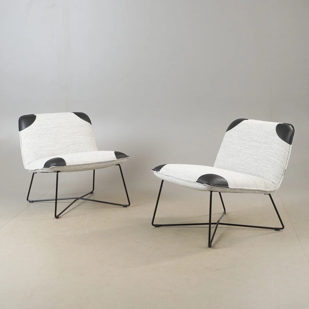 FÅTÖLJER, "Fly", Furninova, 2000-tal. — Armchairs & Chairs — Helsingborgs Auktionskammare