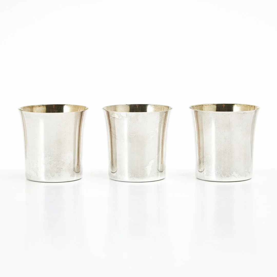SUPKOPPAR, 3 st., silver, C.G. Hallberg, Stockholm 1961. — Silver — Stockholms Auktionsverk Magasin 5