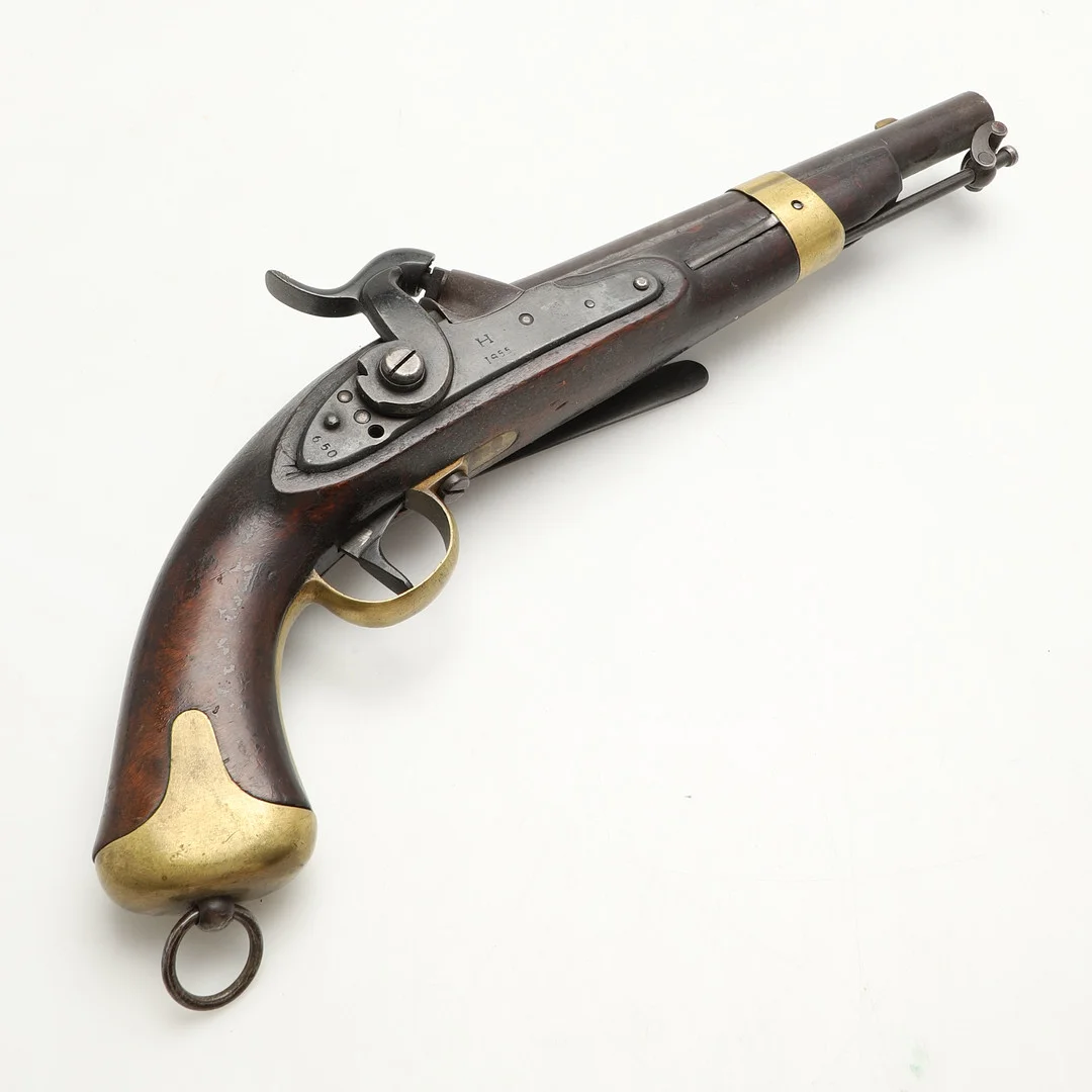 SLAGLÅSPISTOL, svensk, modell m/1854 för flottan, Husqvarna faktori 1855. — Guns & Rifles — Crafoord Auktioner Malmö