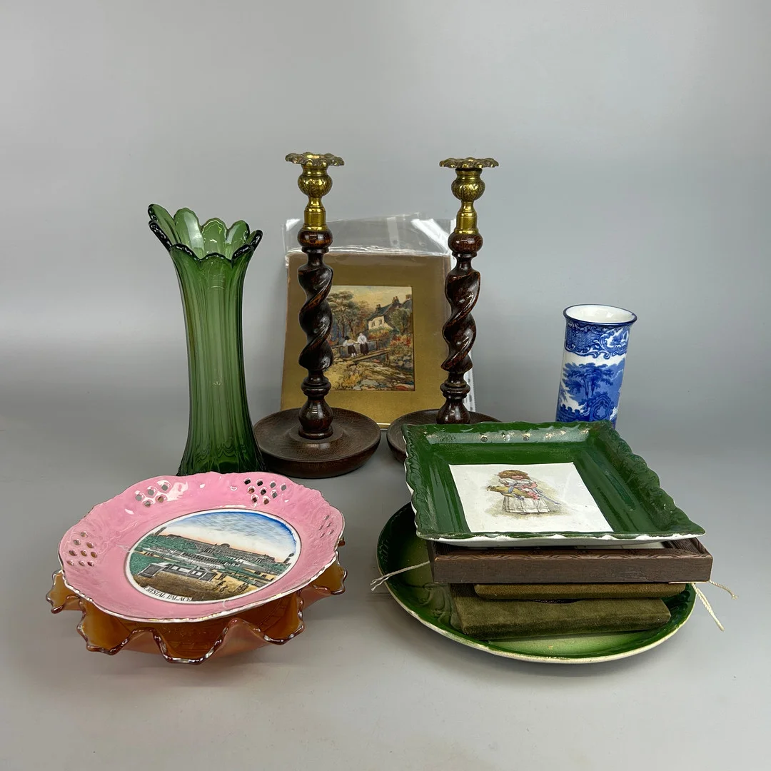 MIXED COLLECTIBLES. — Miscellaneous — Chalkwell Auctions