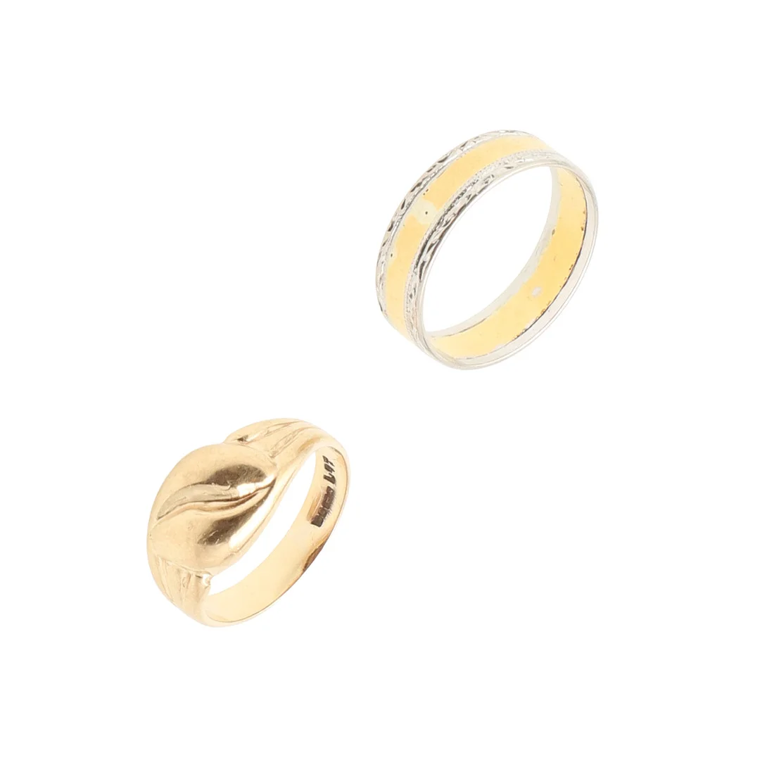A 22CT GOLD AND PLATINUM WEDDING BAND AND A 9CT GOLD RING. — Rings — Lawrences Auctioneers