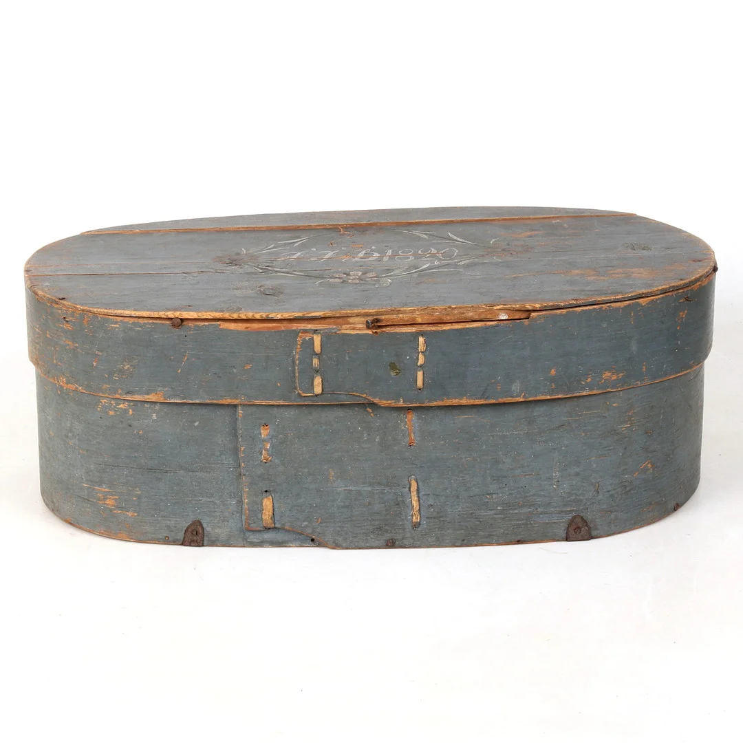 SVEPASK, allmoge, daterad 1820. — Bowls & Boxes — Stadsauktion Sundsvall