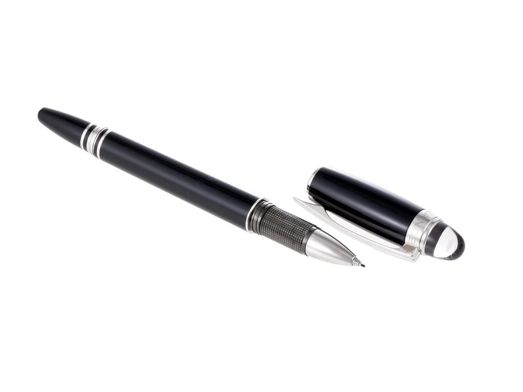 MONT BLANC, fineliner penna, Starwalker. svart, silverfärgade beslag, längd 13,8 cm, fineliner refill, service guide, etui, ytterkartong. — Accessoarer/Pennor — Kaplans