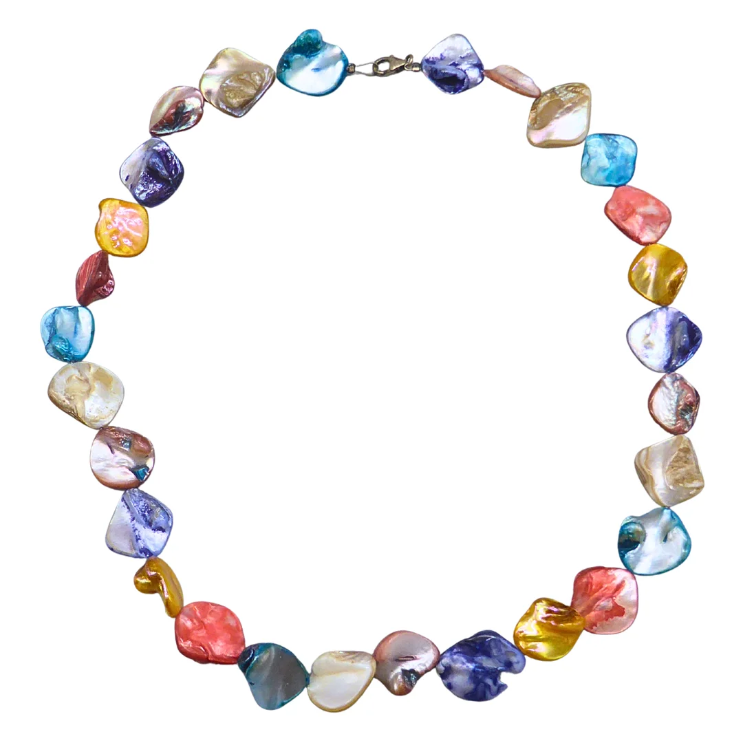 PERLMUTT-HALSKETTE MIT 925ER SILBERVERSCHLUSS. — Necklace — Auktionshaus Stuber's Hammerschlag