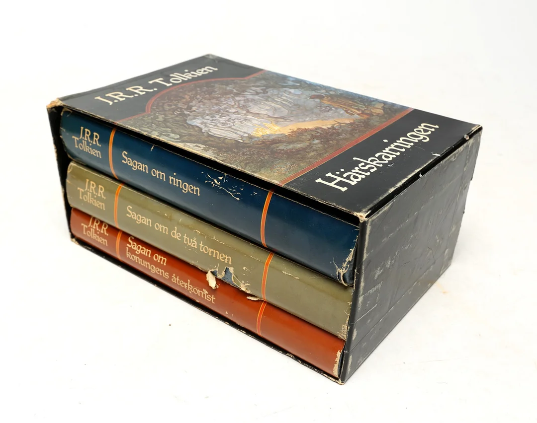 BÖCKER 3 delar, J R F Tolkien. — Books — Kalmar Auktionsverk