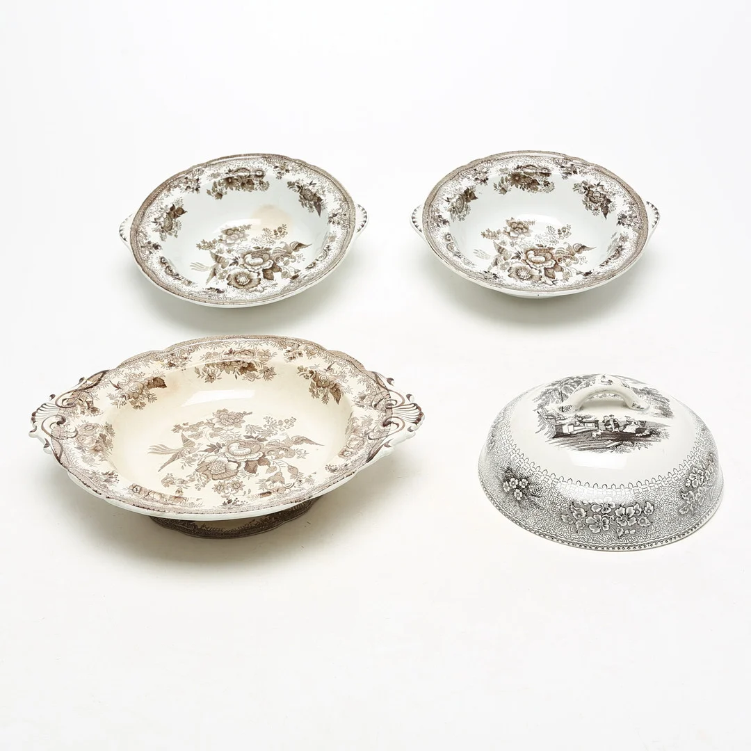 SERVISDELAR, 4 st, flintgods, Gustafsberg. — Tableware — Kalmar Auktionsverk