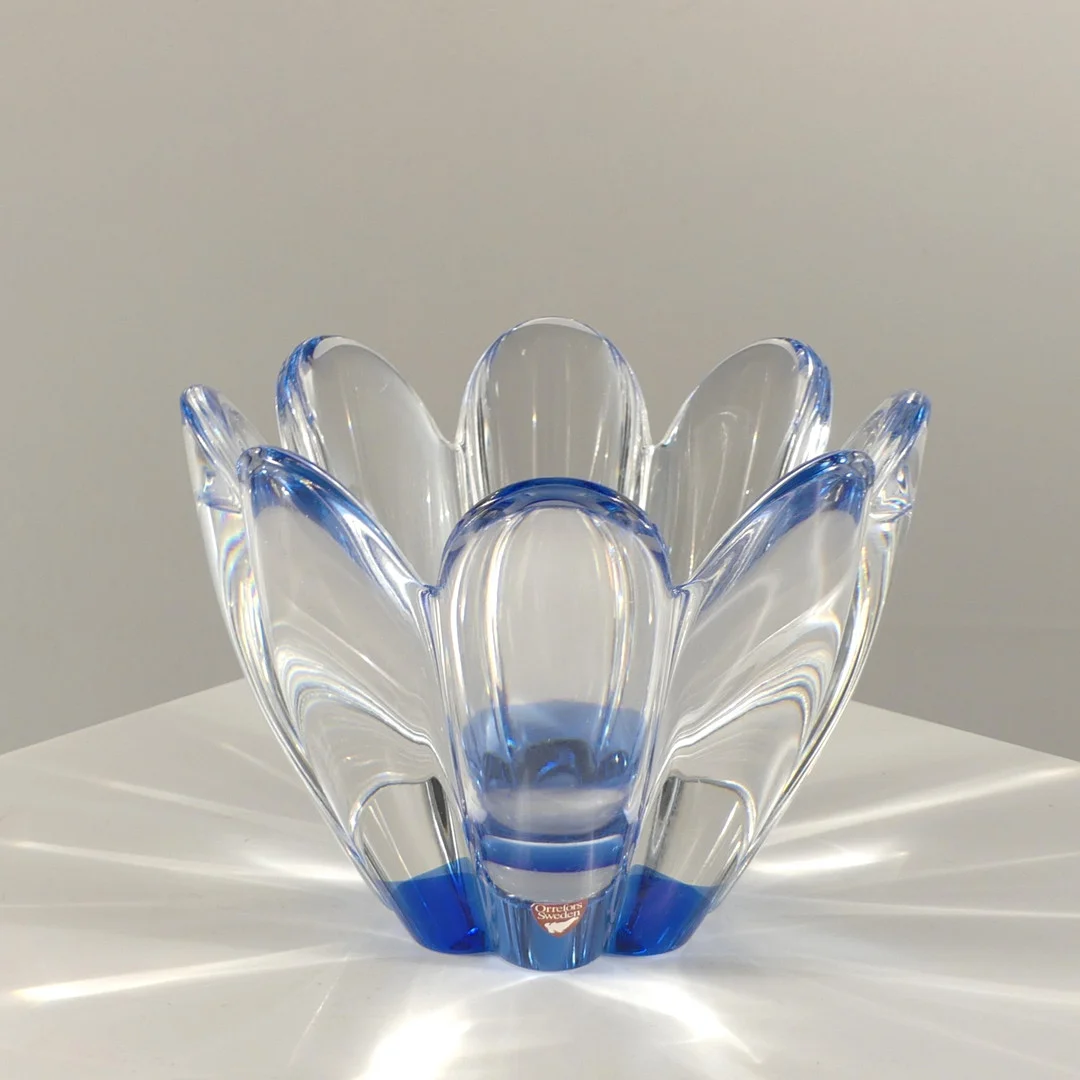 JAN JOHANSSON. skål, "Mayflower", Orrefors, signerad. — Utility glass — Lysekils Auktionsbyrå