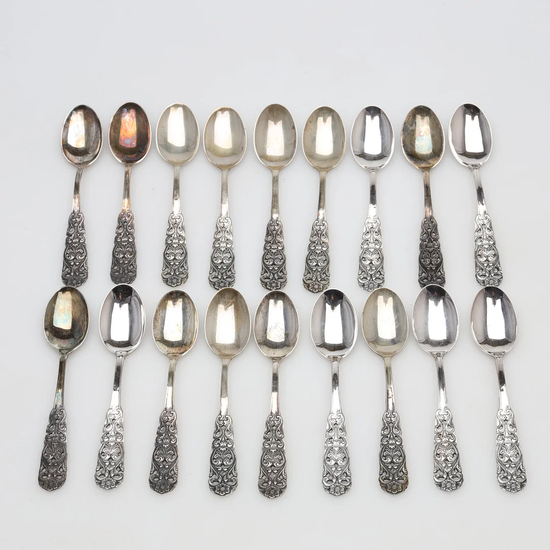 SKEDAR 18 stycken, silver, vikt ca 148 gram. — Silver — Borås Auktionshall