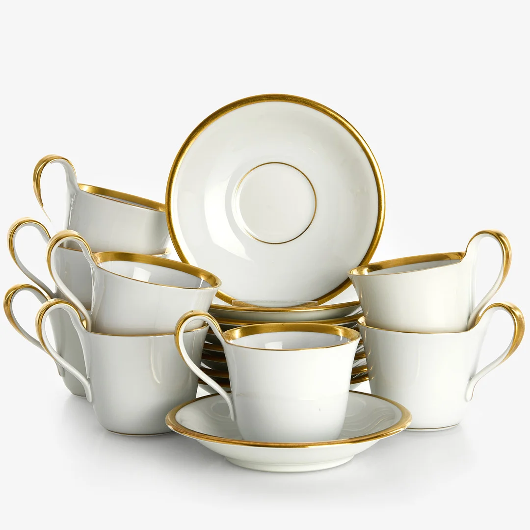 SIGVARD BERNADOTTE (SVERIGE, 1907–2002). Kaffekoppar med fat, 8 st, "Golden Sun", Bing & Gröndahl, Danmark. — European — Crafoord Auktioner Stockholm