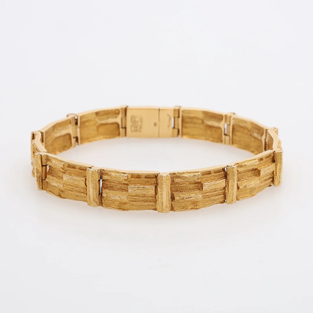 BJÖRN WECKSTRÖM. ARMBAND 18K. BJÖRN WECKSTRÖM "CASCADE". VIKT 31,0 G. — Bracelets — Crafoord Auktioner Lund