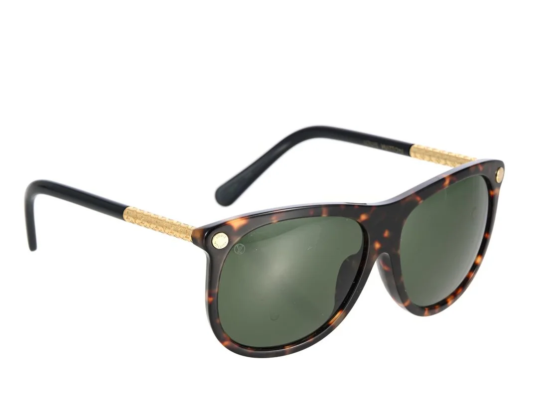 SOLGLASÖGON, LOUIS VUITTON, ZO893E, 9D5, 56 14, melerade bågar, bruna glas, etui, kartong. — Accessoarer/Solglasögon — Kaplans