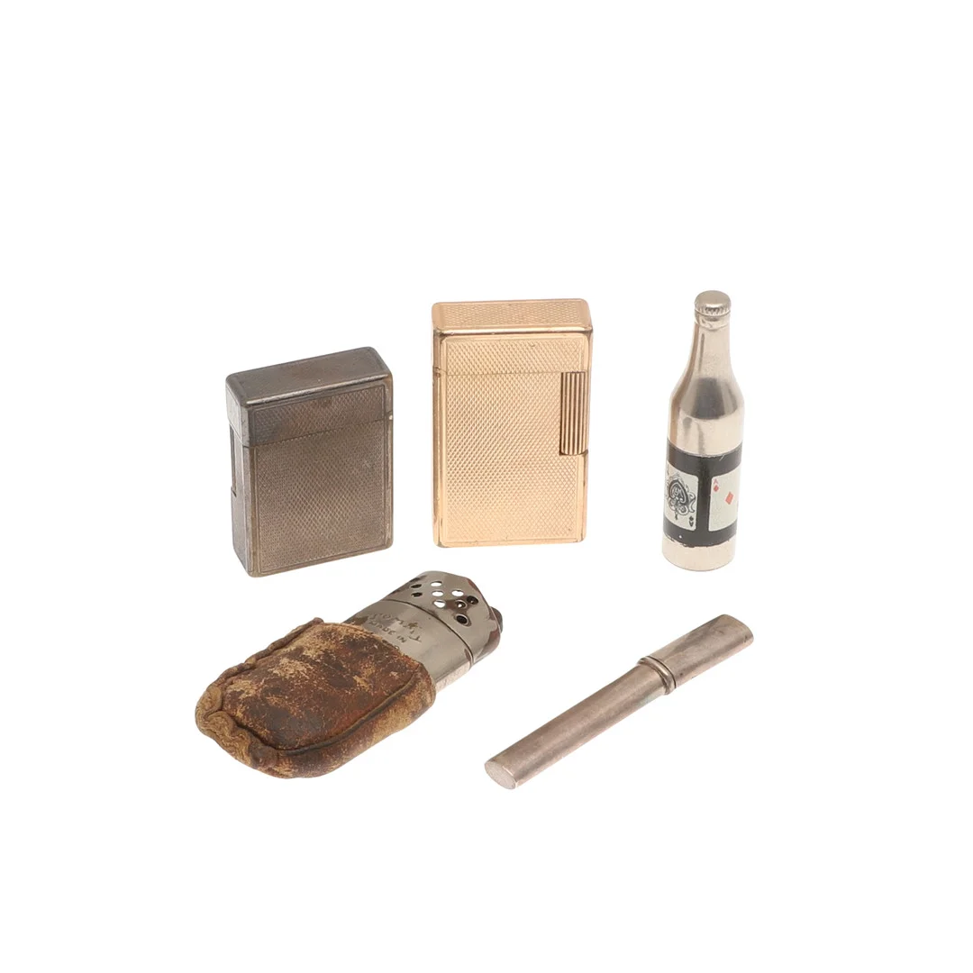 VINTAGE DUPONT LIGHTER, SILVER LIGHTER & NOVELTY LIGHTERS. — Miscellaneous — Lawrences Auctioneers