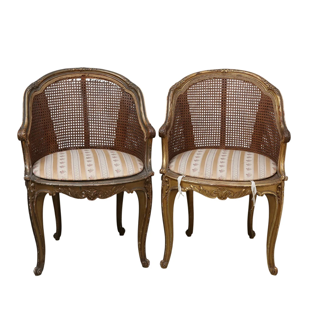 Pair of Louis XV-style "canné" armchairs in carved and gilt wood, 20th Century. — Armchairs & Chairs — Balclis