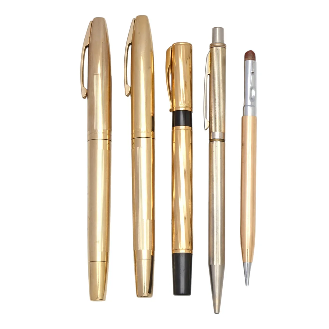 Two fountain pens, two ballpoint pens and a mechanical pencil. — Pens — Balclis