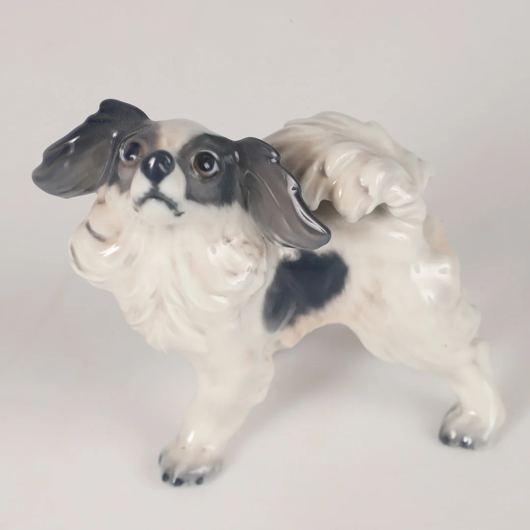 FIGURIN, hund, porslin, Dahl Jensen, Danmark. — European — Helsingborgs Auktionskammare