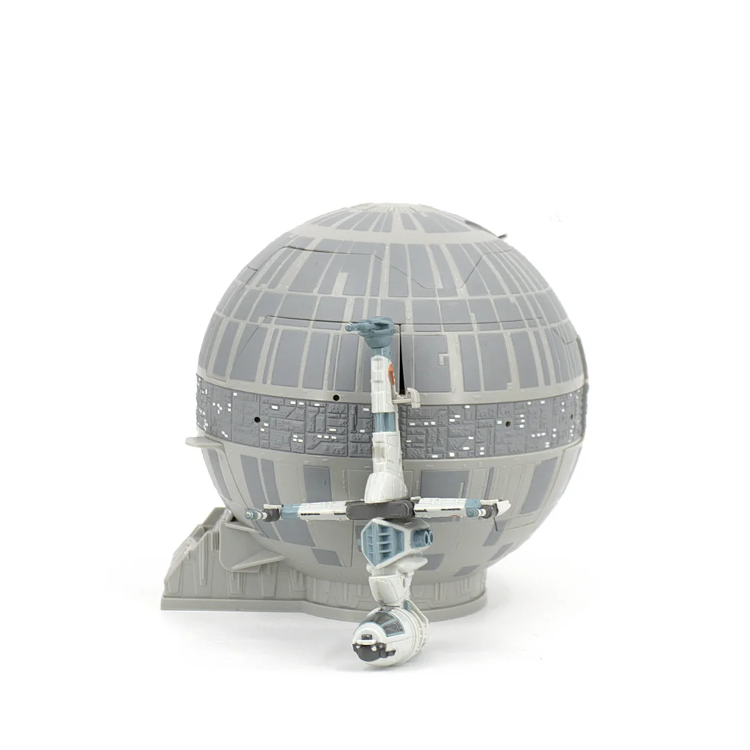 STAR WARS, 2 delar, Miocro Machines/Galoob Deth Star och Bandai B-Wing Figheter. — Action figures & Sci-Fi — Höganäs Auktionsverk