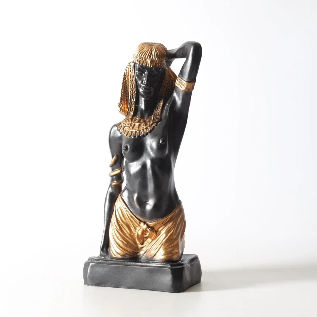 SKULPTUR, konstmassa, 1900-tal. — Sculptures & Bronzes — Gomér & Andersson Nyköping